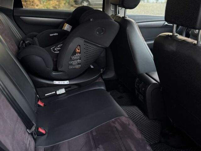 Чорний Фольксваген Пассат Варіант, об'ємом двигуна 1.6 л та пробігом 245 тис. км за 8400 $, фото 10 на Automoto.ua