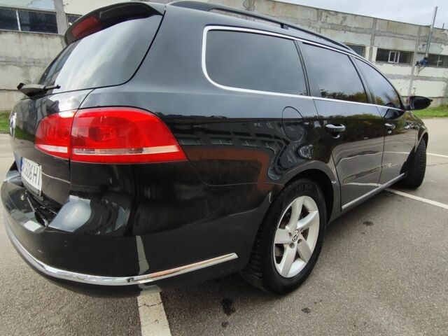 Черный Фольксваген Пассат Вариант, объемом двигателя 2 л и пробегом 274 тыс. км за 9699 $, фото 5 на Automoto.ua