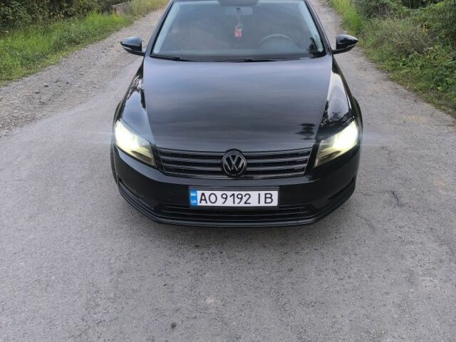 Черный Фольксваген Пассат Вариант, объемом двигателя 1.6 л и пробегом 287 тыс. км за 7400 $, фото 2 на Automoto.ua