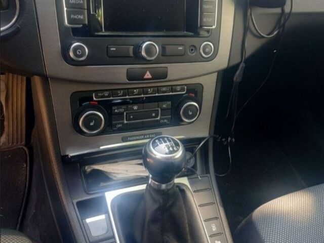 Черный Фольксваген Пассат Вариант, объемом двигателя 1.8 л и пробегом 234 тыс. км за 10300 $, фото 13 на Automoto.ua