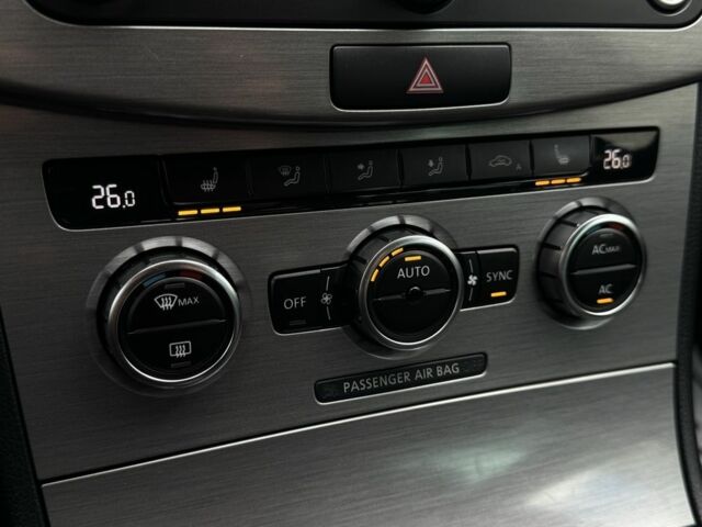 Чорний Фольксваген Пассат Варіант, об'ємом двигуна 2 л та пробігом 231 тис. км за 12500 $, фото 13 на Automoto.ua