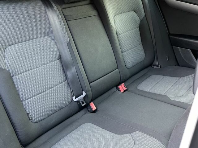 Черный Фольксваген Пассат Вариант, объемом двигателя 2 л и пробегом 280 тыс. км за 9900 $, фото 19 на Automoto.ua