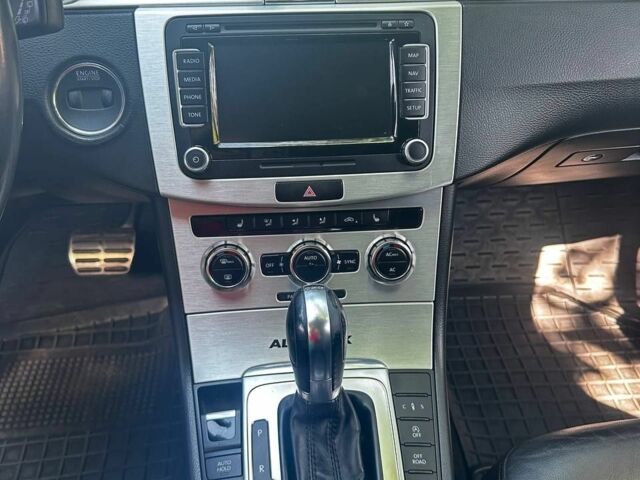 Фольксваген Пассат Вариант 2012 в Львове на Automoto.ua Черный Фольксваген Пассат Вариант, объемом двигателя 2 л и пробегом 245 тыс. км за 13000 $, фото 12 на Automoto.ua