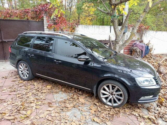 Фольксваген Пассат Вариант 2012 в Синельниковом на Automoto.ua Черный Фольксваген Пассат Вариант, объемом двигателя 1.4 л и пробегом 300 тыс. км за 5500 $, фото 1 на Automoto.ua