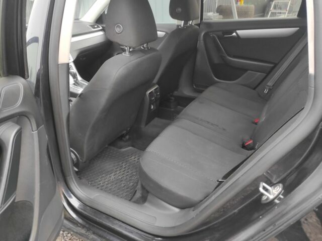 Черный Фольксваген Пассат Вариант, объемом двигателя 2 л и пробегом 236 тыс. км за 8300 $, фото 2 на Automoto.ua