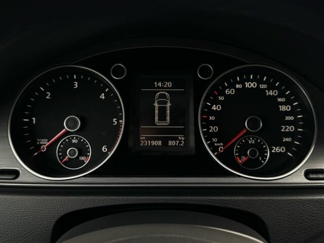 Чорний Фольксваген Пассат Варіант, об'ємом двигуна 2 л та пробігом 231 тис. км за 12500 $, фото 17 на Automoto.ua