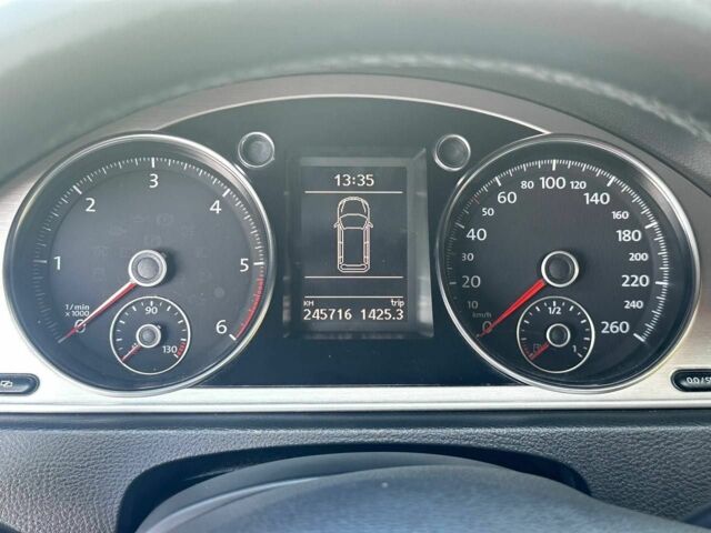 Фольксваген Пассат Вариант 2012 в Львове на Automoto.ua Черный Фольксваген Пассат Вариант, объемом двигателя 2 л и пробегом 245 тыс. км за 13000 $, фото 10 на Automoto.ua