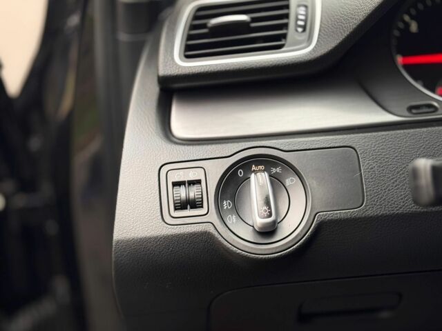 Чорний Фольксваген Пассат Варіант, об'ємом двигуна 2 л та пробігом 350 тис. км за 10200 $, фото 16 на Automoto.ua