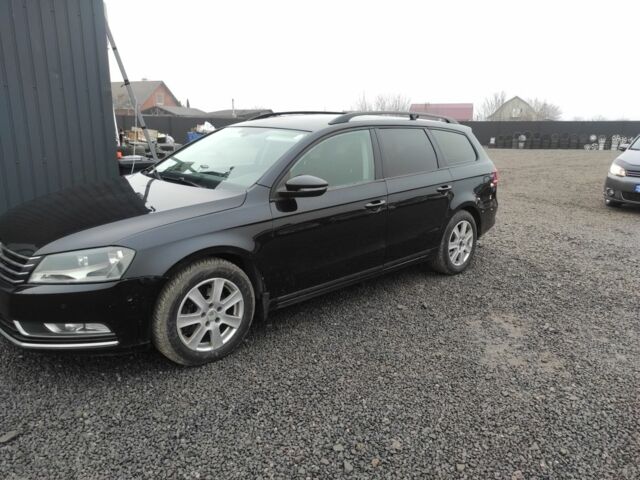 Черный Фольксваген Пассат Вариант, объемом двигателя 2 л и пробегом 236 тыс. км за 8300 $, фото 4 на Automoto.ua