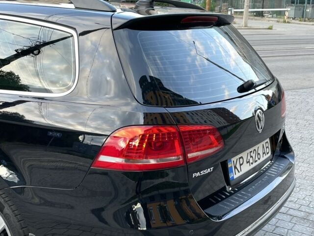 Черный Фольксваген Пассат Вариант, объемом двигателя 2 л и пробегом 280 тыс. км за 9900 $, фото 9 на Automoto.ua