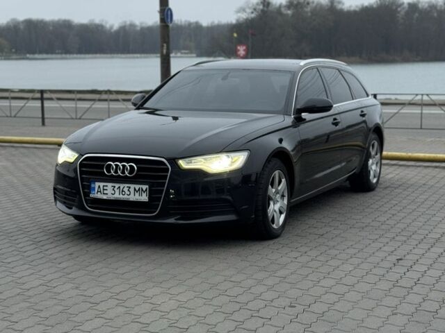 Черный Фольксваген Пассат Вариант, объемом двигателя 2 л и пробегом 250 тыс. км за 6000 $, фото 2 на Automoto.ua