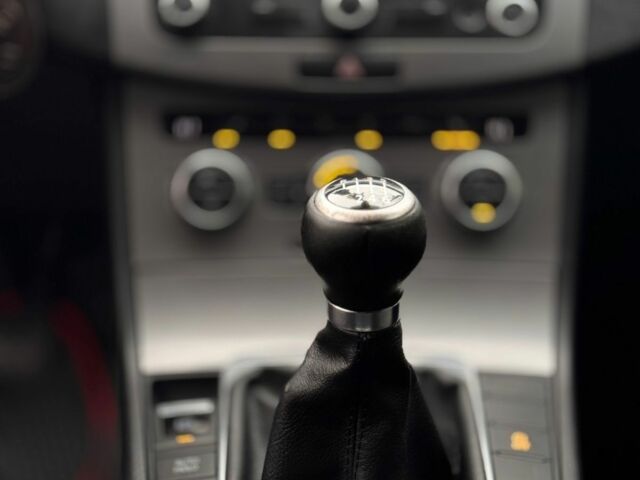 Чорний Фольксваген Пассат Варіант, об'ємом двигуна 2 л та пробігом 350 тис. км за 10200 $, фото 17 на Automoto.ua