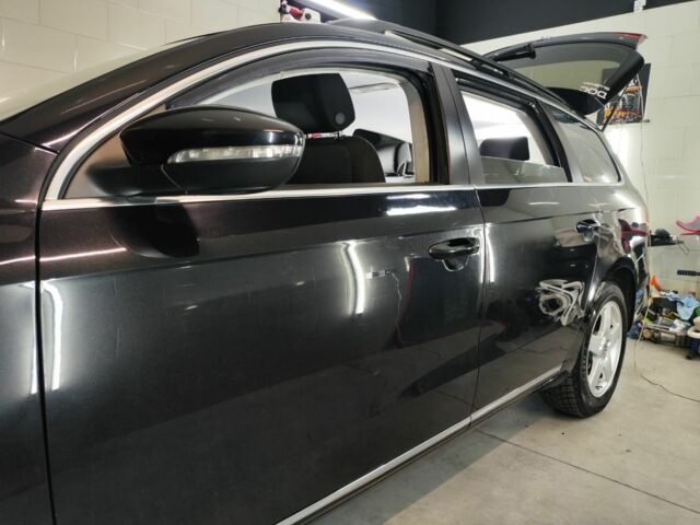 Чорний Фольксваген Пассат Варіант, об'ємом двигуна 2 л та пробігом 350 тис. км за 10200 $, фото 23 на Automoto.ua