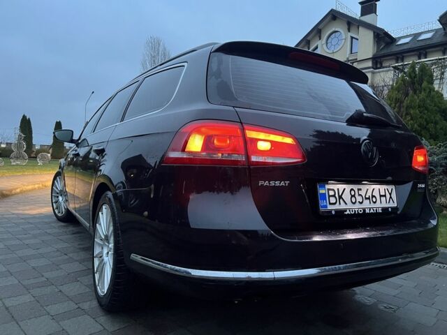 Чорний Фольксваген Пассат Варіант, об'ємом двигуна 2 л та пробігом 328 тис. км за 9600 $, фото 6 на Automoto.ua