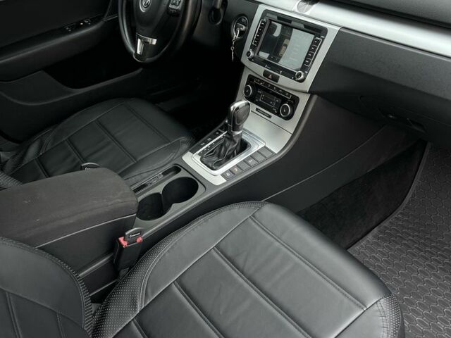 Чорний Фольксваген Пассат Варіант, об'ємом двигуна 2 л та пробігом 240 тис. км за 9500 $, фото 17 на Automoto.ua