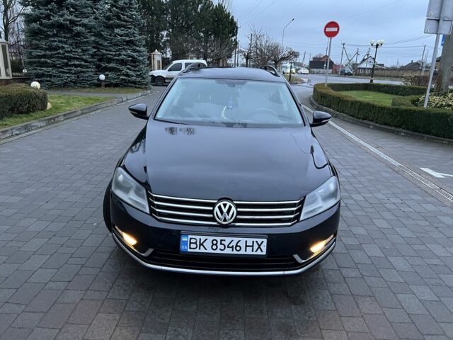 Чорний Фольксваген Пассат Варіант, об'ємом двигуна 2 л та пробігом 328 тис. км за 9600 $, фото 3 на Automoto.ua