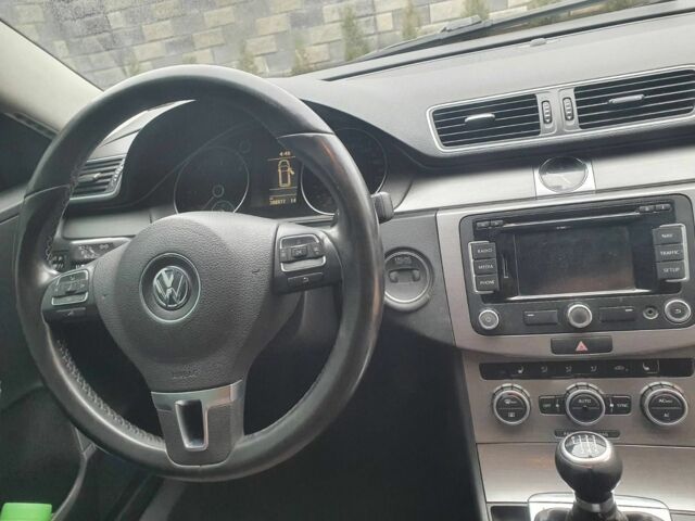 Черный Фольксваген Пассат Вариант, объемом двигателя 2 л и пробегом 388 тыс. км за 252 $, фото 6 на Automoto.ua