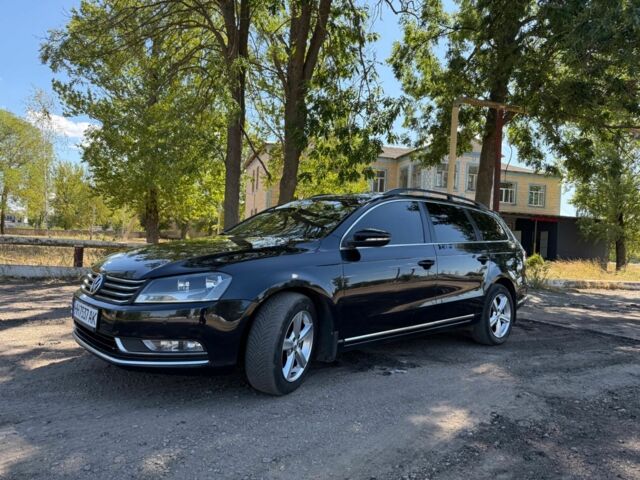 Черный Фольксваген Пассат Вариант, объемом двигателя 1.6 л и пробегом 273 тыс. км за 9200 $, фото 1 на Automoto.ua