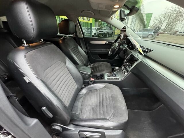 Черный Фольксваген Пассат Вариант, объемом двигателя 2 л и пробегом 284 тыс. км за 10950 $, фото 10 на Automoto.ua