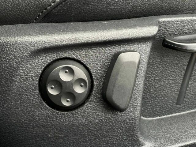 Чорний Фольксваген Пассат Варіант, об'ємом двигуна 2 л та пробігом 284 тис. км за 10700 $, фото 15 на Automoto.ua