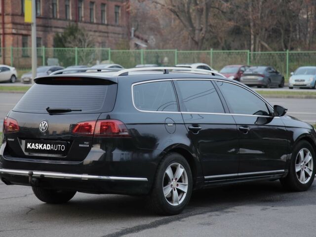 Черный Фольксваген Пассат Вариант, объемом двигателя 1.6 л и пробегом 262 тыс. км за 8800 $, фото 5 на Automoto.ua