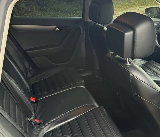 Черный Фольксваген Пассат Вариант, объемом двигателя 1.4 л и пробегом 236 тыс. км за 7950 $, фото 5 на Automoto.ua