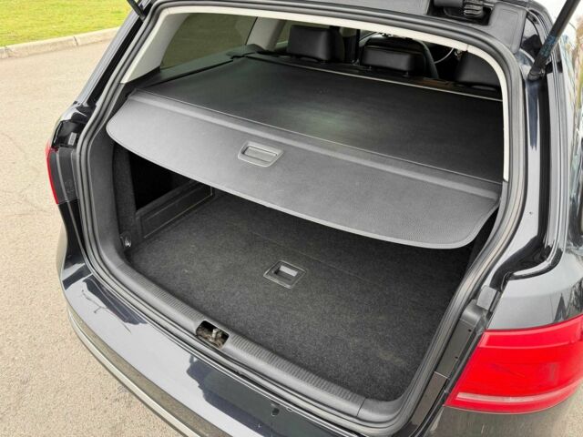 Чорний Фольксваген Пассат Варіант, об'ємом двигуна 2 л та пробігом 283 тис. км за 11300 $, фото 11 на Automoto.ua