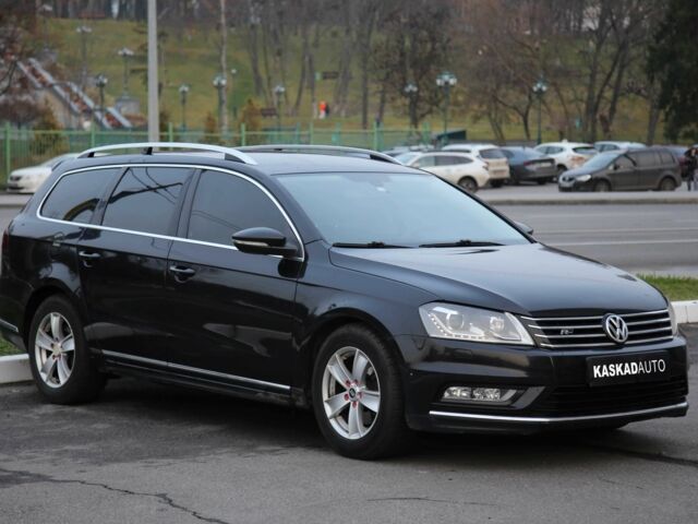 Черный Фольксваген Пассат Вариант, объемом двигателя 1.6 л и пробегом 262 тыс. км за 8800 $, фото 2 на Automoto.ua