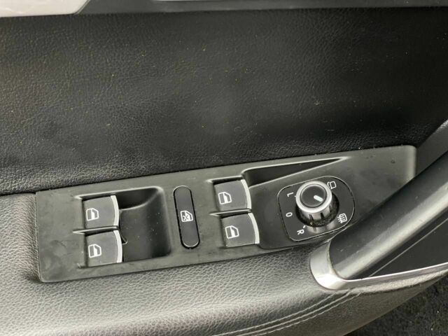 Чорний Фольксваген Пассат Варіант, об'ємом двигуна 2 л та пробігом 284 тис. км за 10700 $, фото 8 на Automoto.ua