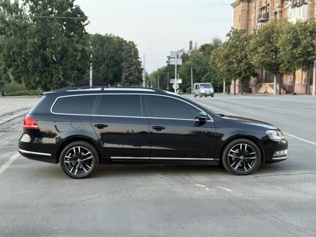 Фольксваген Пассат Вариант 2013 в Киеве на Automoto.ua Черный Фольксваген Пассат Вариант, объемом двигателя 2 л и пробегом 280 тыс. км за 11250 $, фото 2 на Automoto.ua