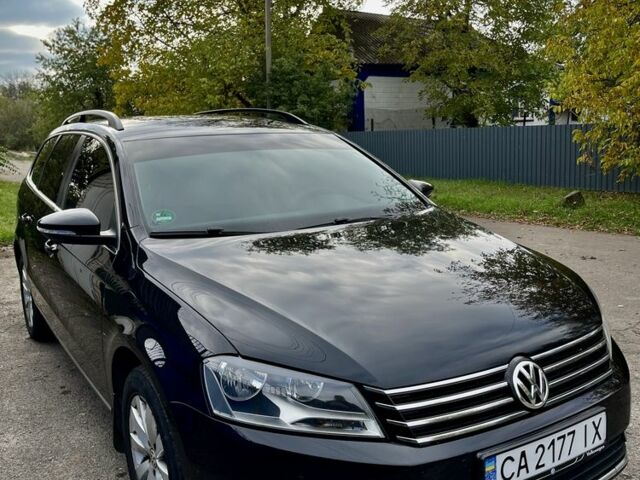 Черный Фольксваген Пассат Вариант, объемом двигателя 2 л и пробегом 269 тыс. км за 13000 $, фото 1 на Automoto.ua