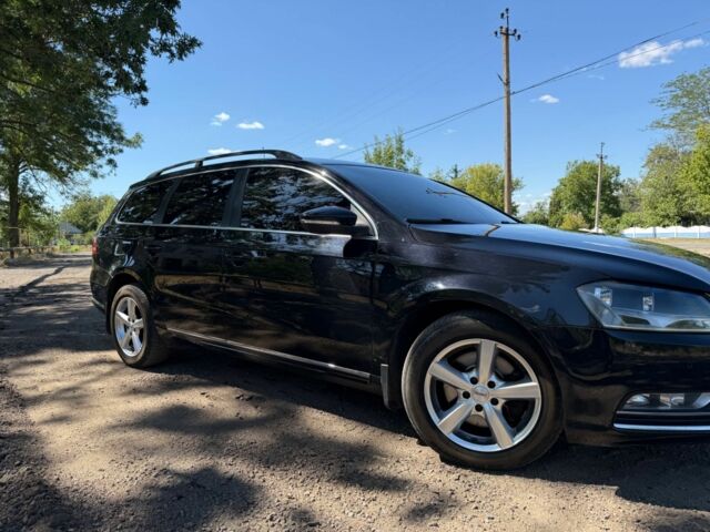 Черный Фольксваген Пассат Вариант, объемом двигателя 1.6 л и пробегом 273 тыс. км за 9200 $, фото 4 на Automoto.ua