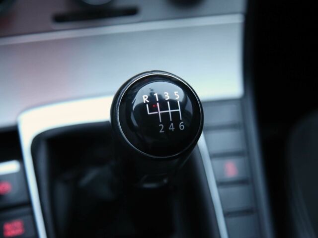 Черный Фольксваген Пассат Вариант, объемом двигателя 1.6 л и пробегом 262 тыс. км за 8800 $, фото 17 на Automoto.ua