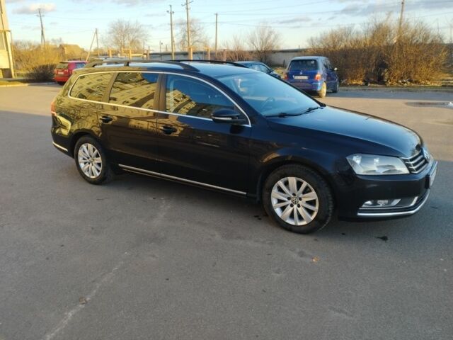 Черный Фольксваген Пассат Вариант, объемом двигателя 1.6 л и пробегом 250 тыс. км за 9200 $, фото 1 на Automoto.ua