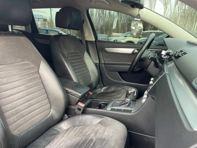 Чорний Фольксваген Пассат Варіант, об'ємом двигуна 2 л та пробігом 284 тис. км за 10700 $, фото 16 на Automoto.ua