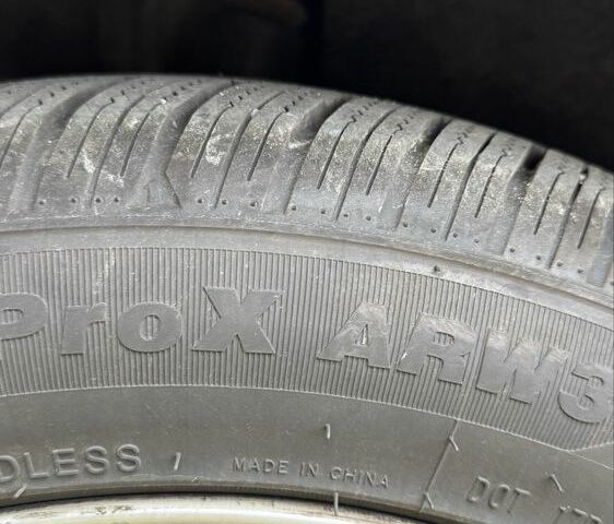 Черный Фольксваген Пассат Вариант, объемом двигателя 1.4 л и пробегом 236 тыс. км за 7950 $, фото 7 на Automoto.ua