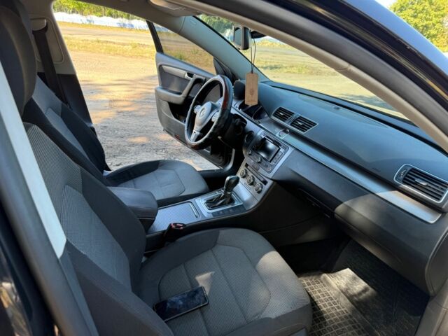 Черный Фольксваген Пассат Вариант, объемом двигателя 1.6 л и пробегом 273 тыс. км за 9200 $, фото 2 на Automoto.ua