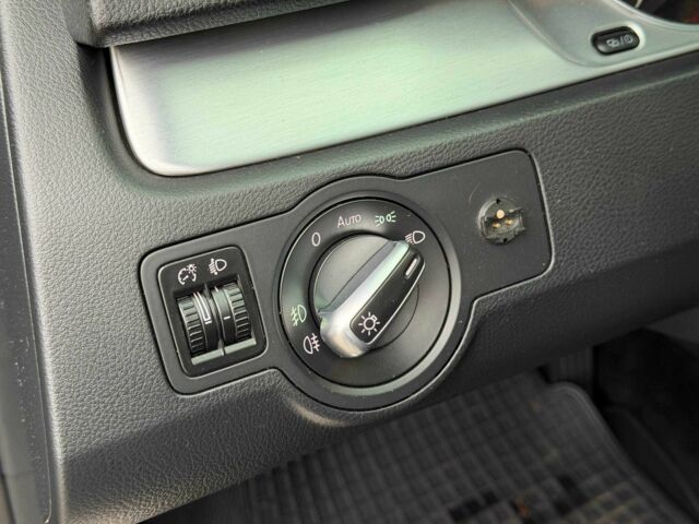 Чорний Фольксваген Пассат Варіант, об'ємом двигуна 2 л та пробігом 283 тис. км за 11300 $, фото 17 на Automoto.ua