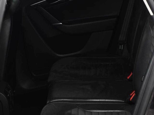 Чорний Фольксваген Пассат Варіант, об'ємом двигуна 2 л та пробігом 283 тис. км за 11499 $, фото 15 на Automoto.ua