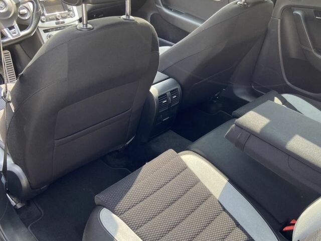 Черный Фольксваген Пассат Вариант, объемом двигателя 2 л и пробегом 255 тыс. км за 11500 $, фото 6 на Automoto.ua