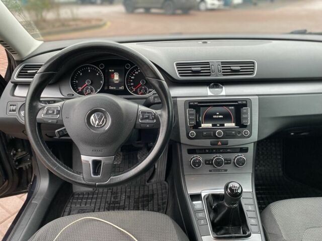 Черный Фольксваген Пассат Вариант, объемом двигателя 1.6 л и пробегом 230 тыс. км за 8900 $, фото 11 на Automoto.ua