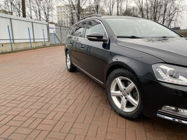 Черный Фольксваген Пассат Вариант, объемом двигателя 1.6 л и пробегом 230 тыс. км за 8900 $, фото 15 на Automoto.ua