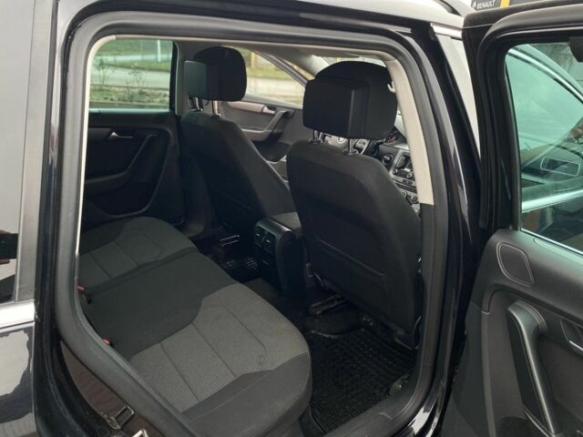 Черный Фольксваген Пассат Вариант, объемом двигателя 1.6 л и пробегом 230 тыс. км за 8900 $, фото 8 на Automoto.ua