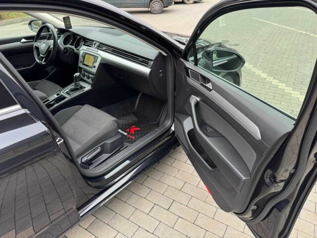 Чорний Фольксваген Пассат Варіант, об'ємом двигуна 2 л та пробігом 190 тис. км за 14899 $, фото 20 на Automoto.ua