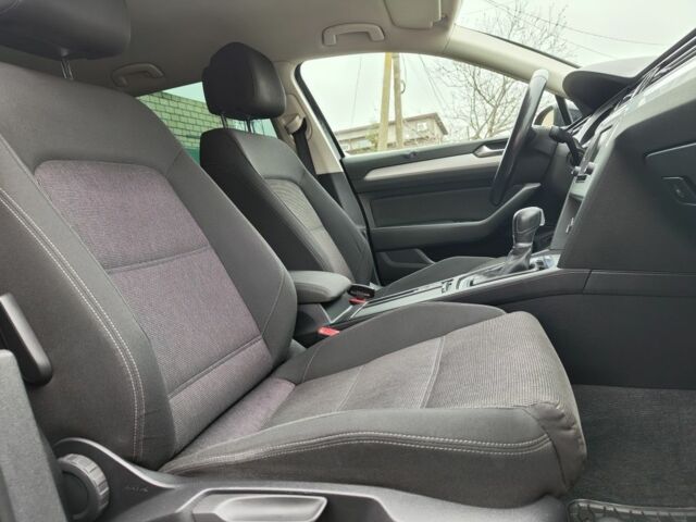 Чорний Фольксваген Пассат Варіант, об'ємом двигуна 2 л та пробігом 248 тис. км за 13400 $, фото 17 на Automoto.ua