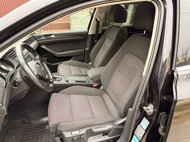 Чорний Фольксваген Пассат Варіант, об'ємом двигуна 2 л та пробігом 260 тис. км за 14900 $, фото 14 на Automoto.ua