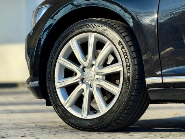 Черный Фольксваген Пассат Вариант, объемом двигателя 2 л и пробегом 250 тыс. км за 13500 $, фото 5 на Automoto.ua