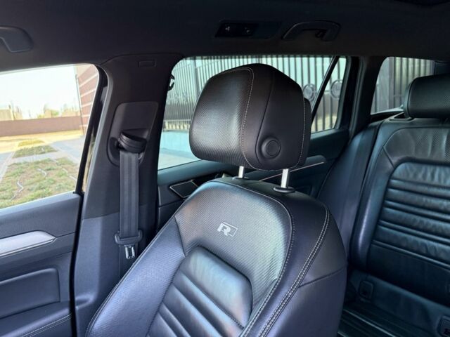 Черный Фольксваген Пассат Вариант, объемом двигателя 1.6 л и пробегом 335 тыс. км за 15950 $, фото 23 на Automoto.ua