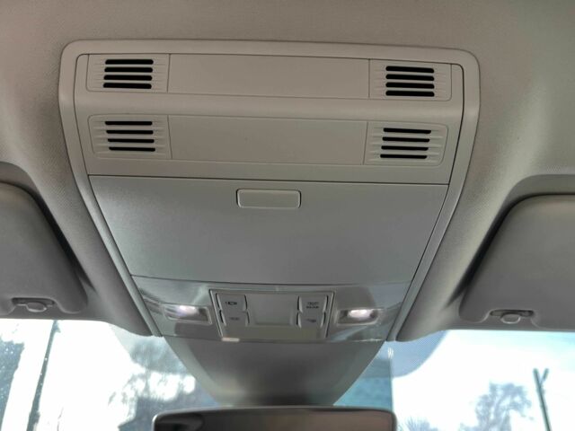 Черный Фольксваген Пассат Вариант, объемом двигателя 2 л и пробегом 252 тыс. км за 16950 $, фото 20 на Automoto.ua