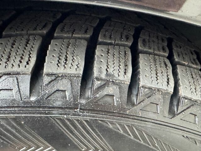 Чорний Фольксваген Пассат Варіант, об'ємом двигуна 2 л та пробігом 228 тис. км за 14900 $, фото 3 на Automoto.ua